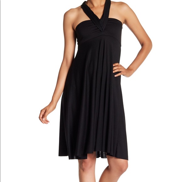Elan Dresses & Skirts - NWT Elan convertible black flowy skirt / dress